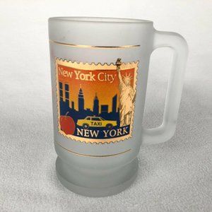 Frosted New York City Souvenir Mug Beer Stein Twin Towers Big Apple Skyline USA